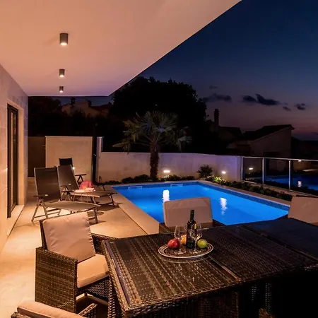 Holiday home Tatjana *