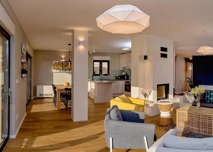 別荘 Tatjana Ražanj