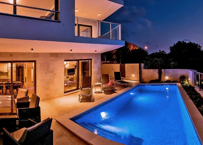 Semesterbostad Tatjana *